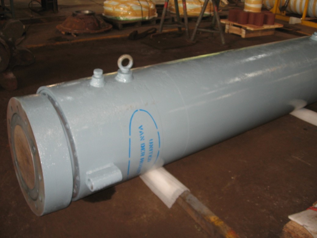 JACKING CYLINDER