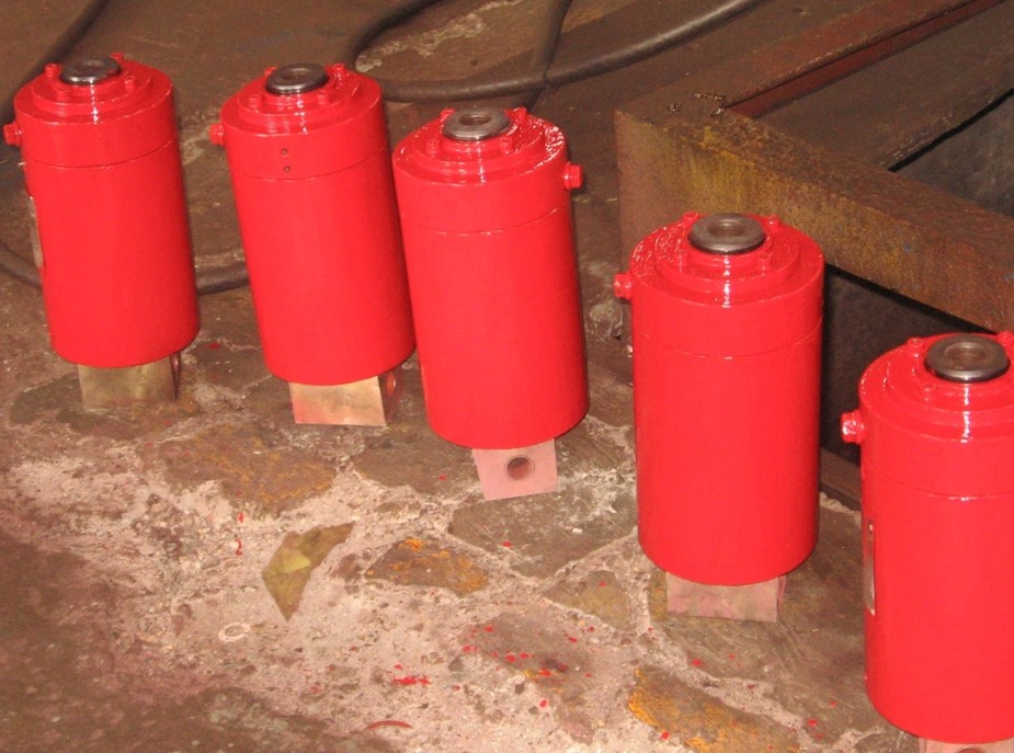 Hydraulic Cylinders