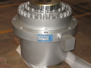 HYDRAULIC CYLINDERS