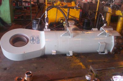 HYDRAULIC CYLINDERS